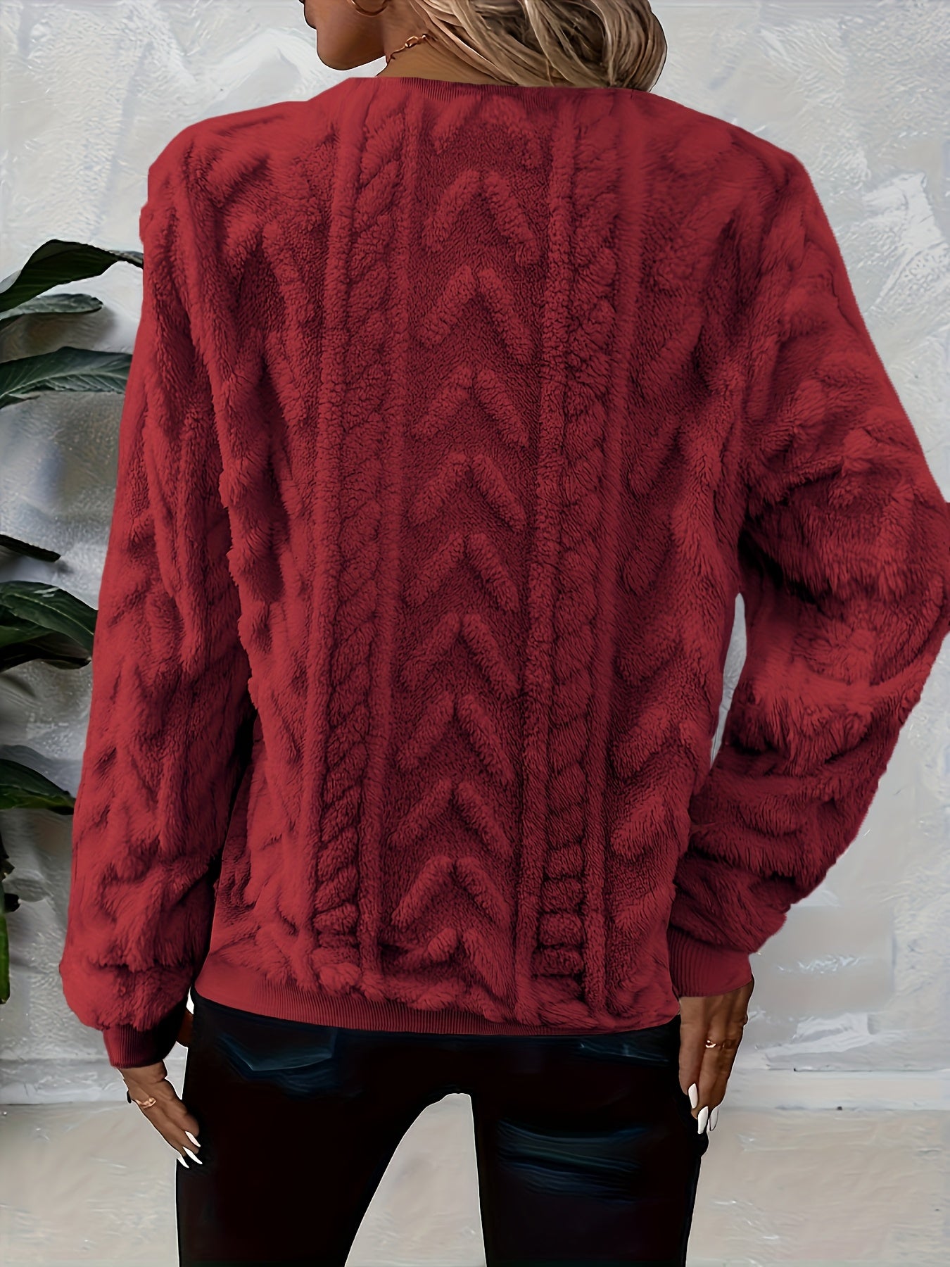 Cosy Elegant Women’s Winter Sweatshirt