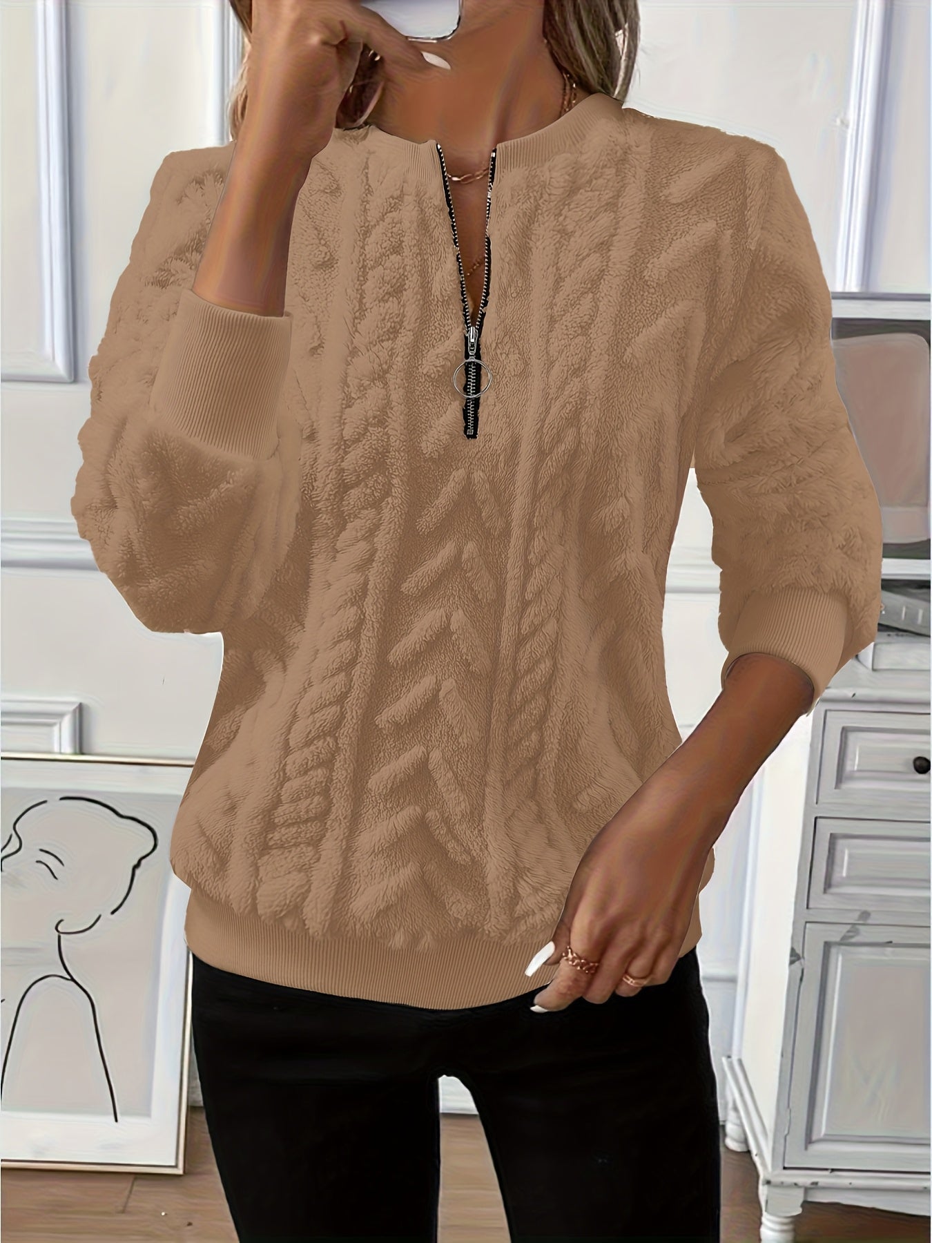 Cosy Elegant Women’s Winter Sweatshirt