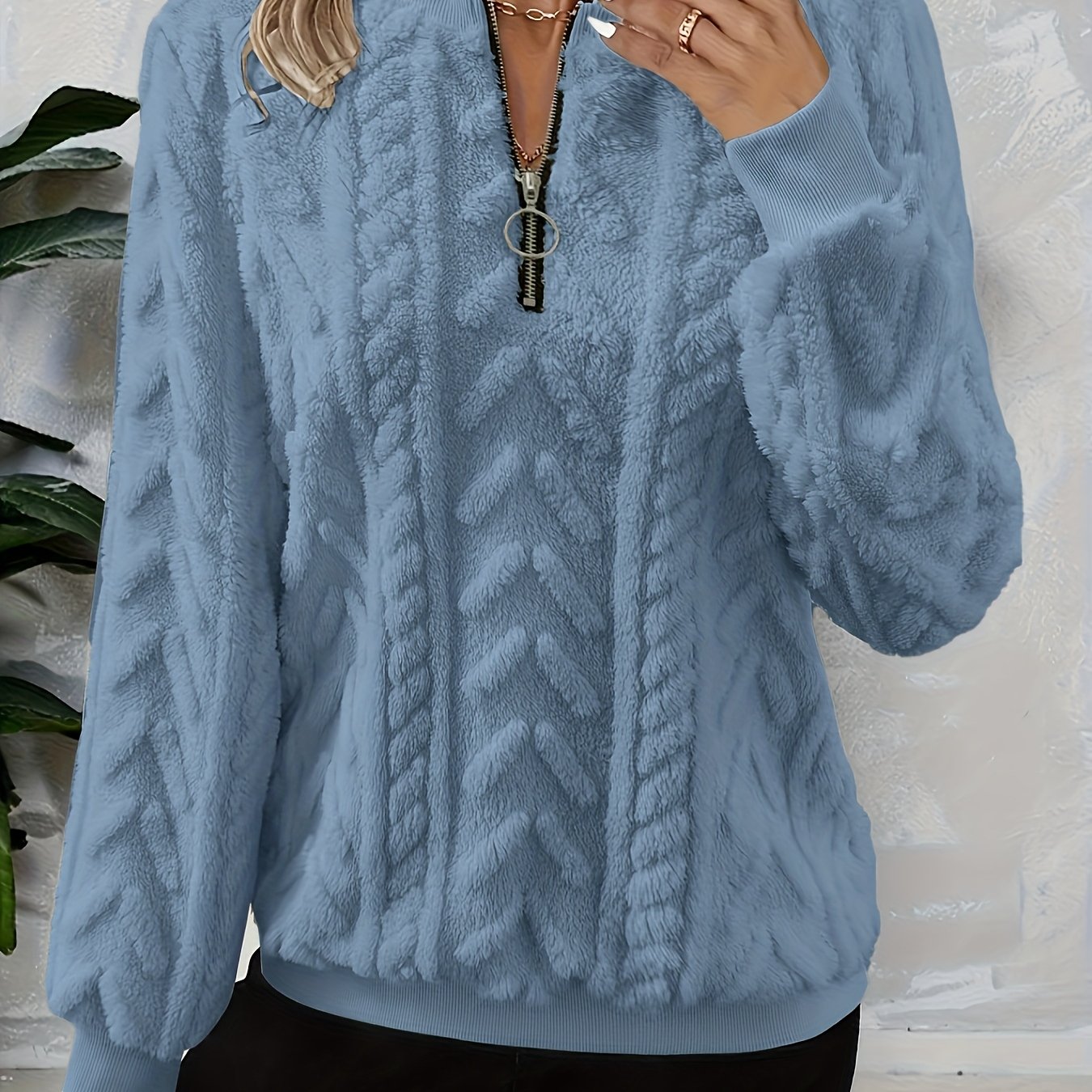 Cosy Elegant Women’s Winter Sweatshirt