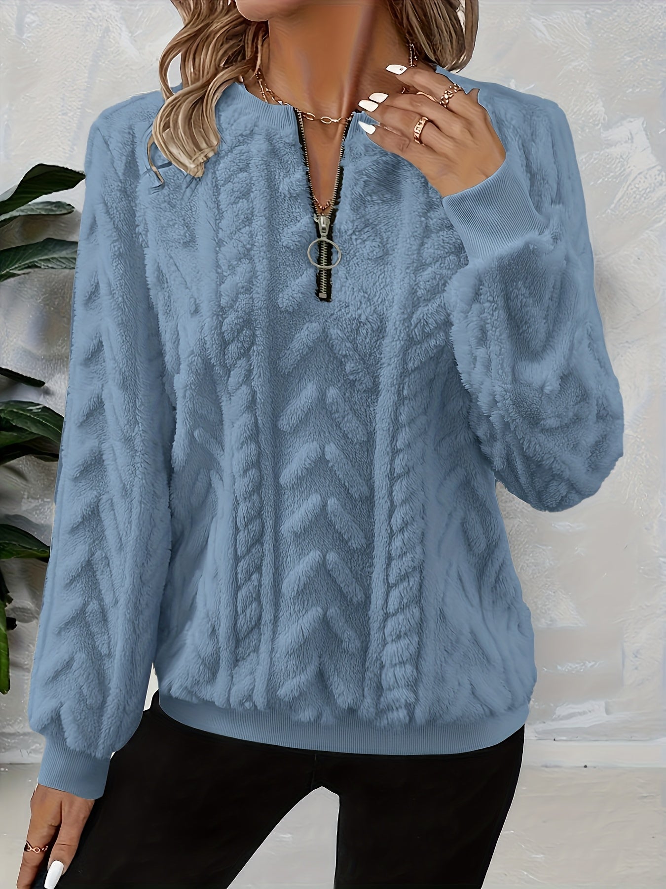 Cosy Elegant Women’s Winter Sweatshirt